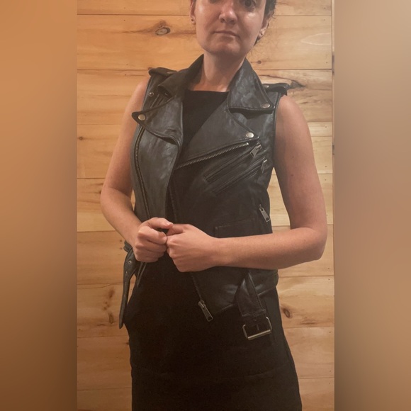 Truth + Pride Black Leather Motorcycle Vest Size M - Picture 7 of 12